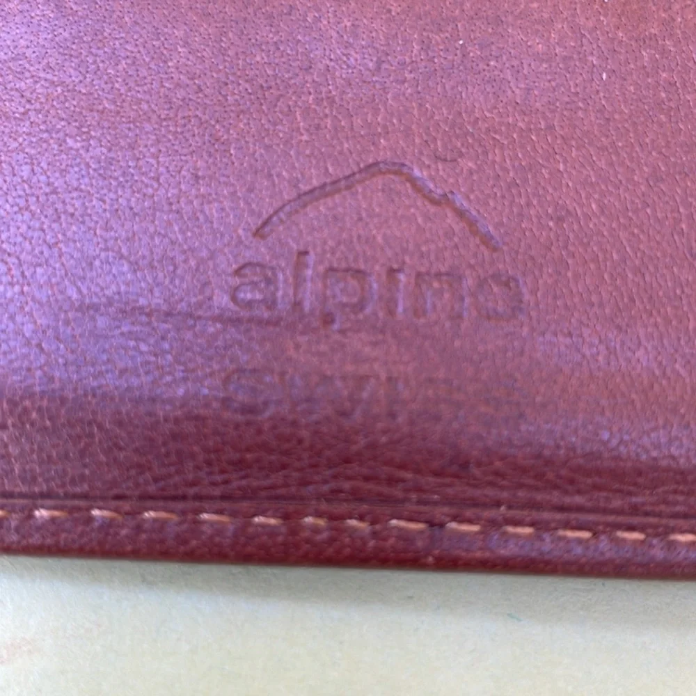 Light brown Alpino Swiss leather wallet/card holder